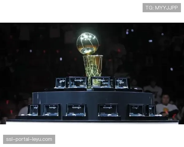 NBA总冠军奖杯拉里·奥布莱恩杯开启亚洲巡展，首站抵达日本东京